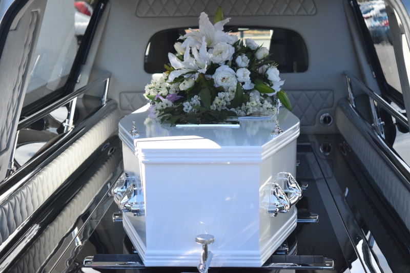 funeraire-LE CASTELLET-min_death-2421821