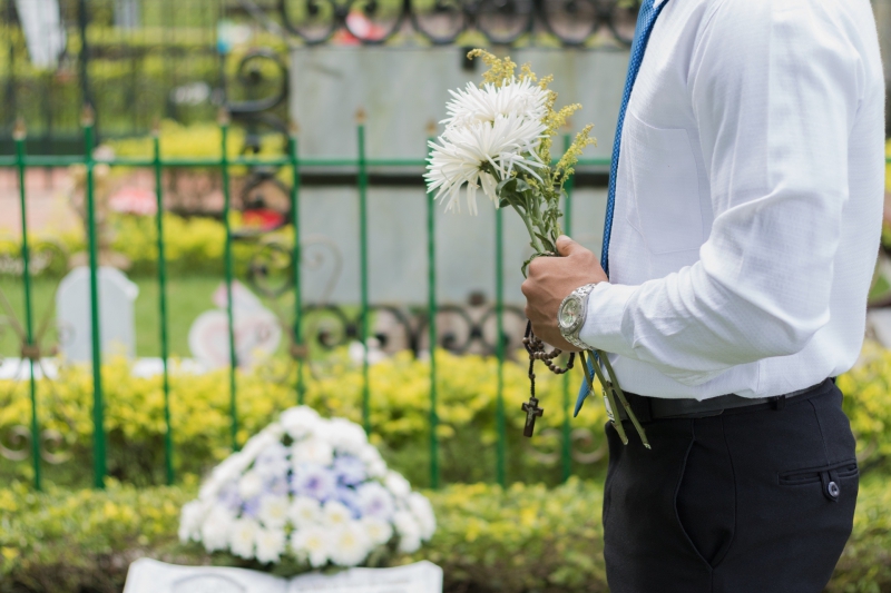 funeraire-LE CASTELLET-min_funeral-2511124